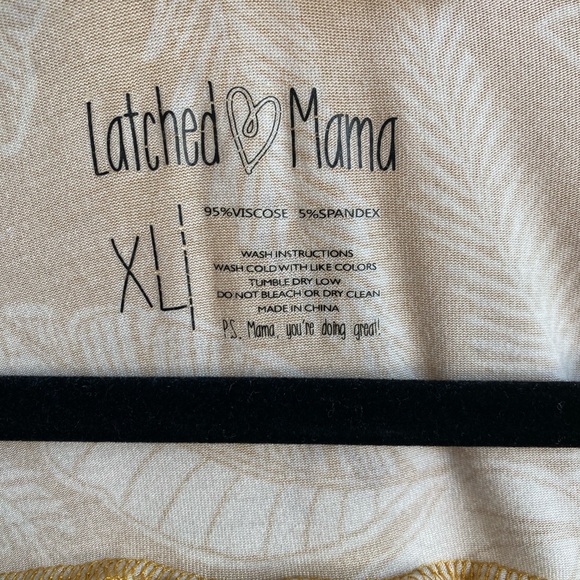 Latched Mama • Golden Yellow Tropical Leaf 3/4 Sleeve Scoop Neck Nursing Top 2.0 - Picture 4 of 8